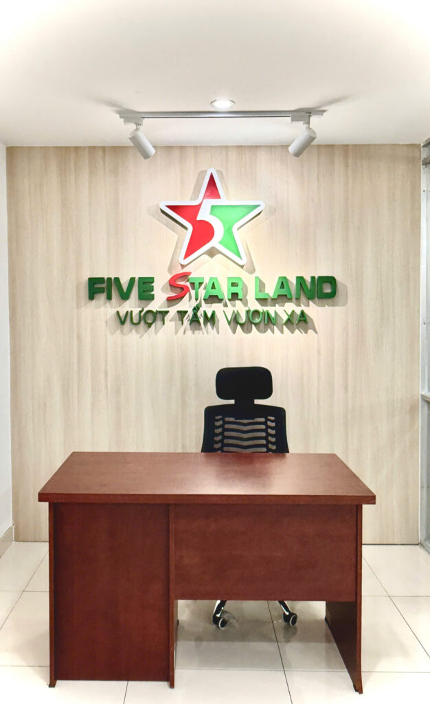 NỘI THẤT VĂN PHÒNG FIVE STAR LAND